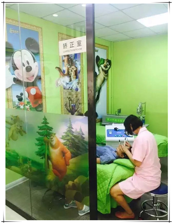易視界大學路店今天試營業(yè)
